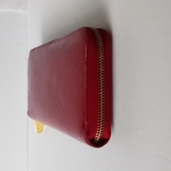 Louis Vuitton amarante vernis zippy wallet red wine burgundy color. - Picture 5 of 13